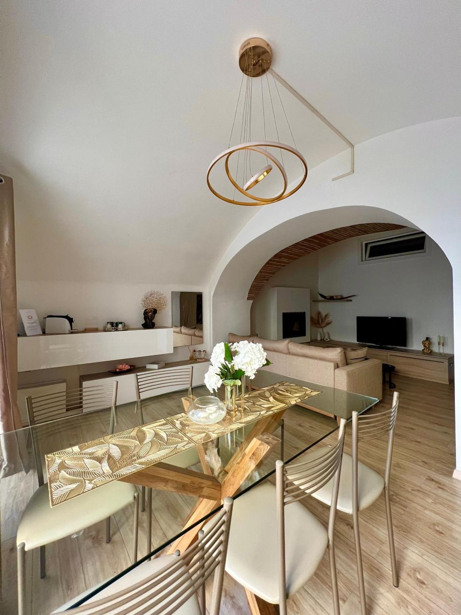 L'Arco Sul Lago • Gold Apartment Castro  Exterior photo